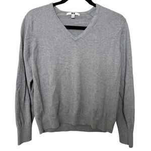 Uniqlo Gray Cotton Long Sleeve V-Neck Sweater Office MinimalCore Basics Soft M